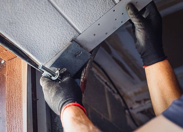 Reliable Garage Door contractor in Clinton, MO by Garage Doors Repair Pro